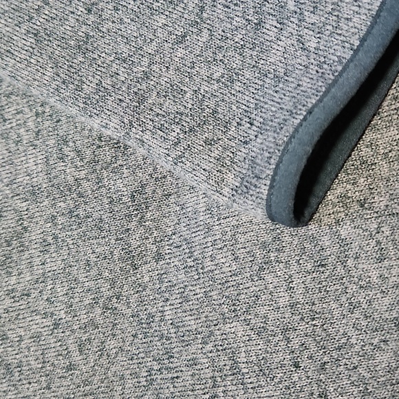 Men's J Crew half zip fleece pullover- medium - Picture 8 of 9